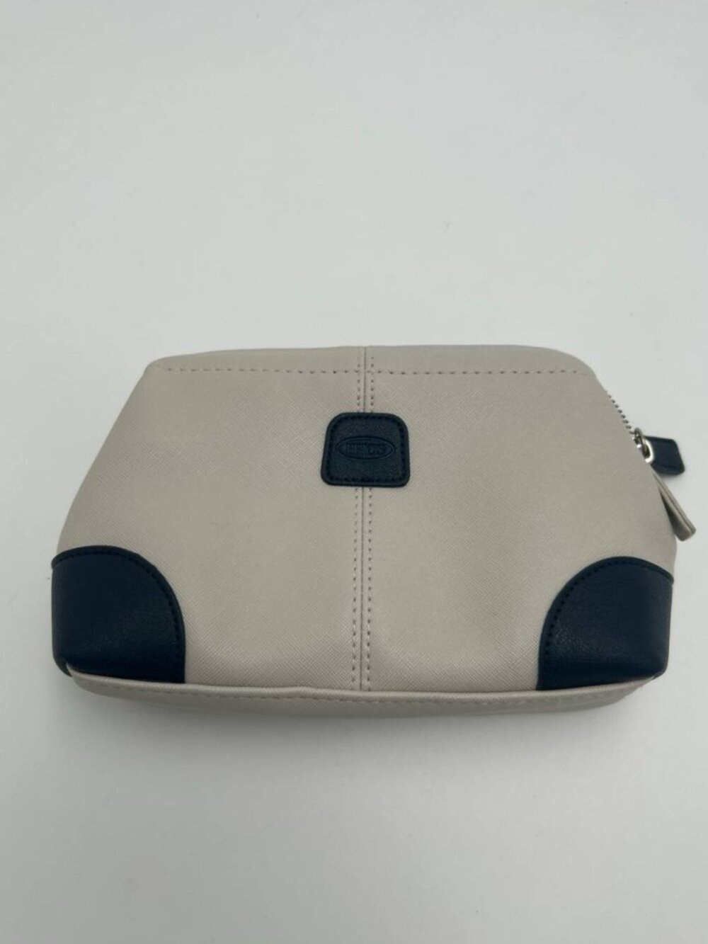 ✈️ Qatar Airways x BRIC'S Luxury Travel Amenity Kit Pouch